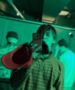 ins0106_28329.jpg