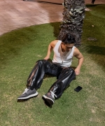 ins_28229.jpg