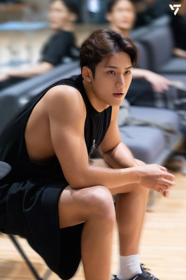 Click to view full size image
==============
weverse_20251018093717_2836245087.jpeg weverse_20251018093717_2836245087.jpeg